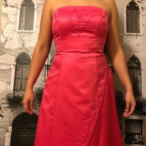 New Gorgeous Fuchsia Pink Evening Dress - Size 8